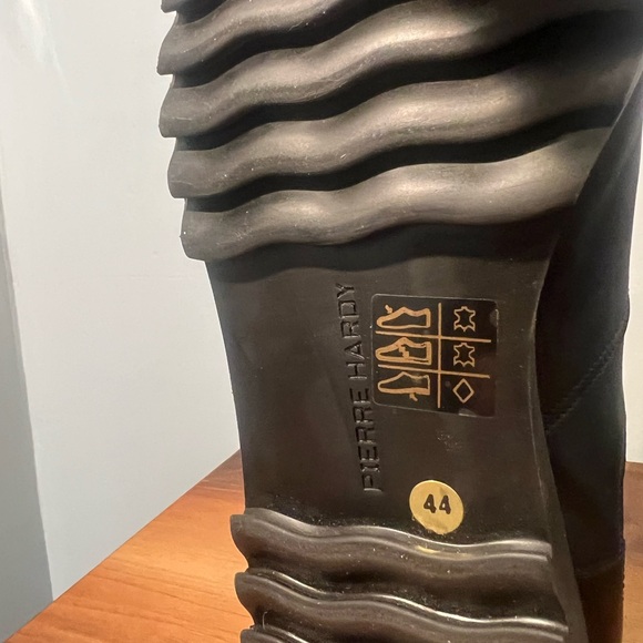 Pierre Hardy Black Leather Chelsea Boots